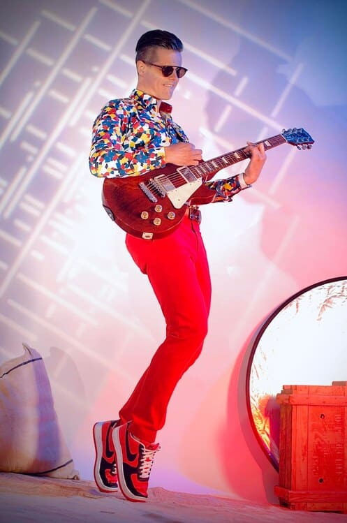 Roman Roses, artiste solo et animateur musical