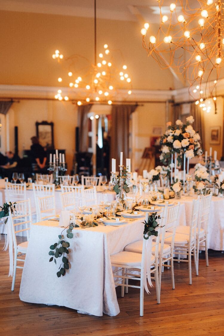 Décoration événementielle pour une salle de mariage