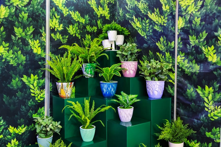 Habillage PLV sur un stand professionnel